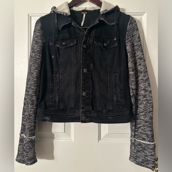 FREE PEOPLE Small Distressed Boho Knit Hooded Moto Jean Jacket Gray Black - Picture 3 of 10